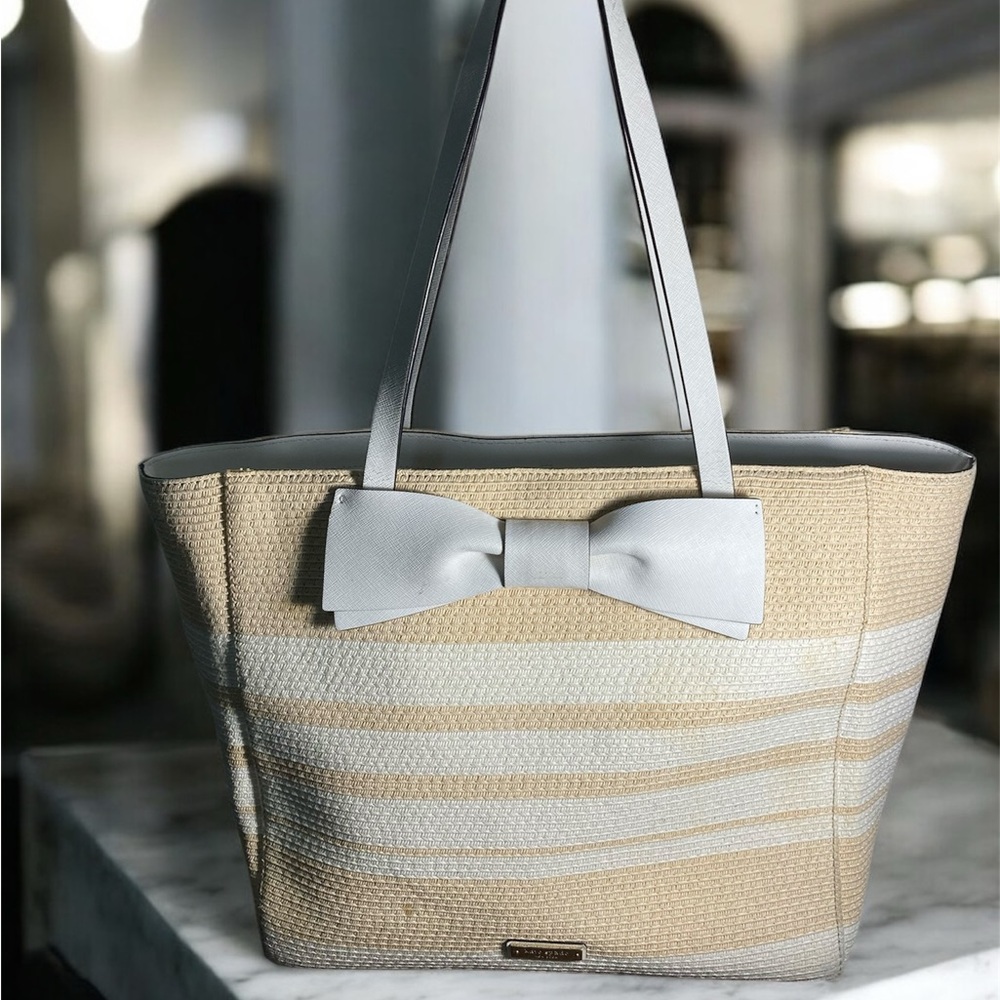 Kate Spade Beige and White Tote SHOULDERBAG Bag